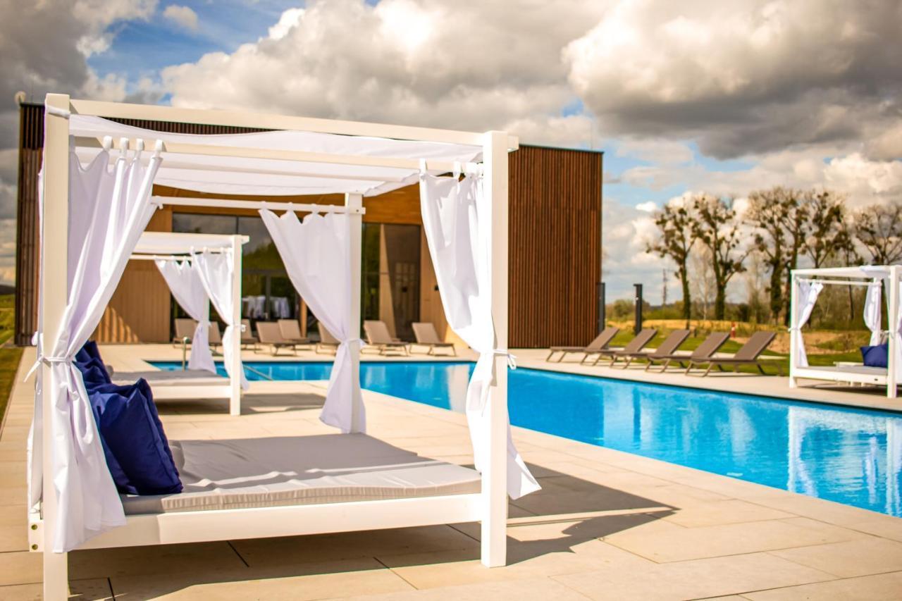 Zala Springs Golf Resort Zalacsány Exterior photo
